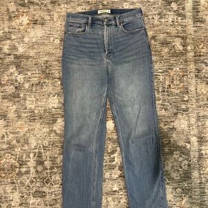 Abercrombie & Fitch Medium Blue Cropped Jeans